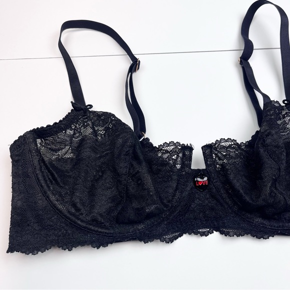 Savage x FENTY Sexy Lace Candy Hearts Bralette - Picture 3 of 11